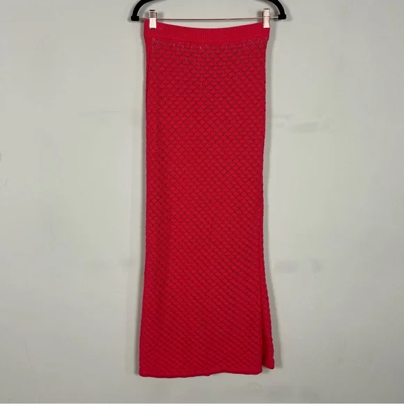 MESHKI GIULIANA KNIT MAXI SKIRT IN POMEGRANATE SIZE SMALL - Picture 6 of 13